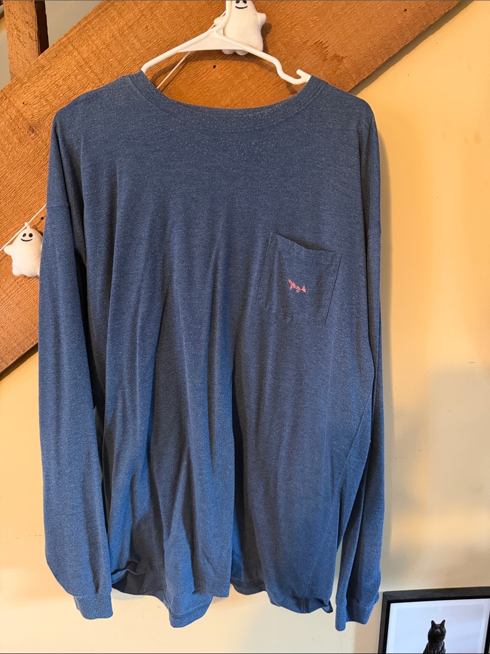 Men's Long Sleeve Pocket Tee in Heather Blue